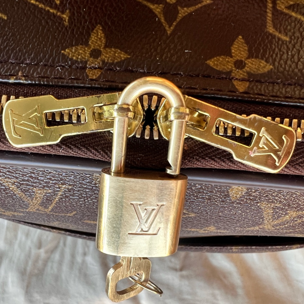 SOLD!!!Louis Vuitton Pegase 45 Rolling Suitcase MonogramCOA READY - Picture 7 of 15